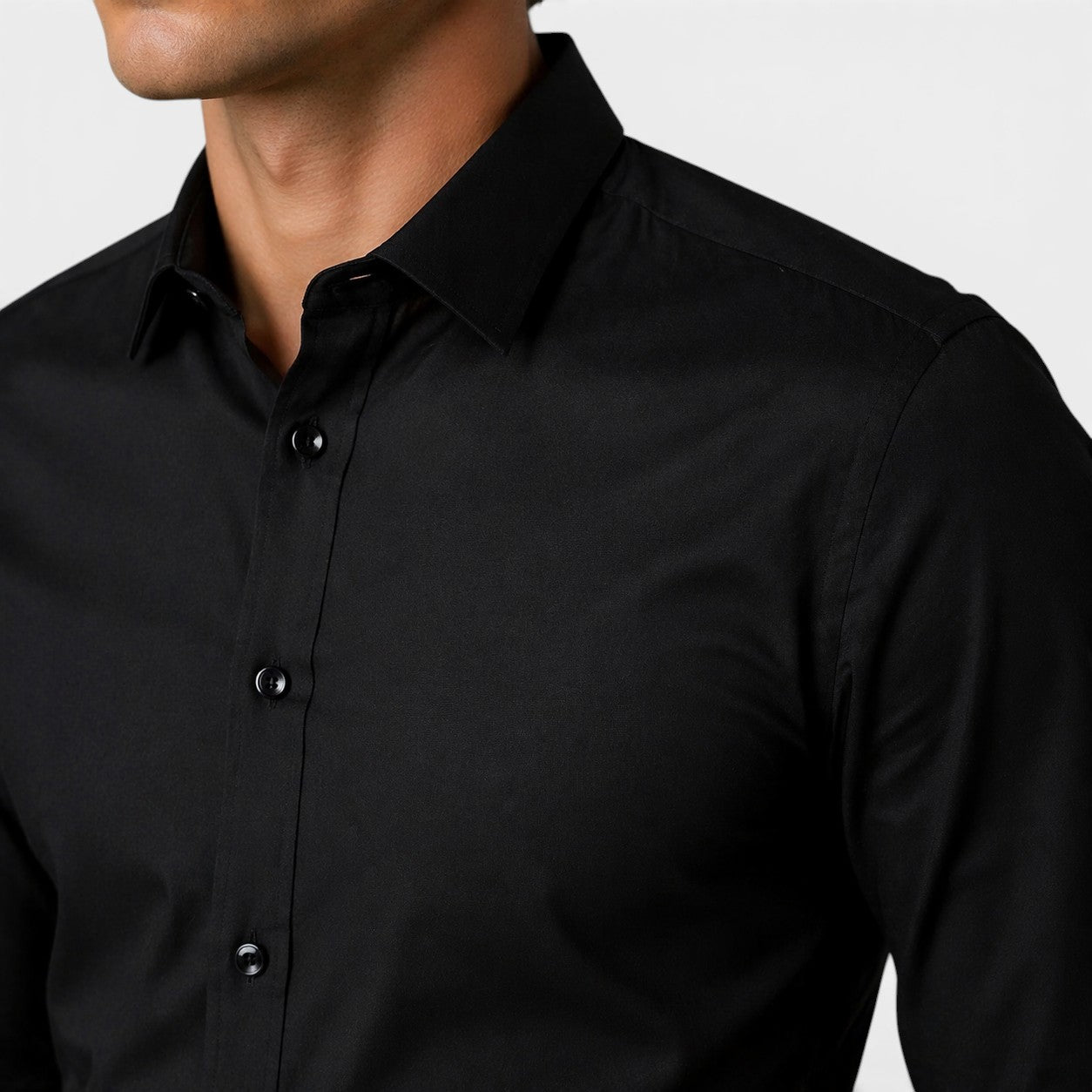Classic Collection | Men's Shirt in Crisp White Cotton with Tailored Fit | Versatile Style for Any Occasion