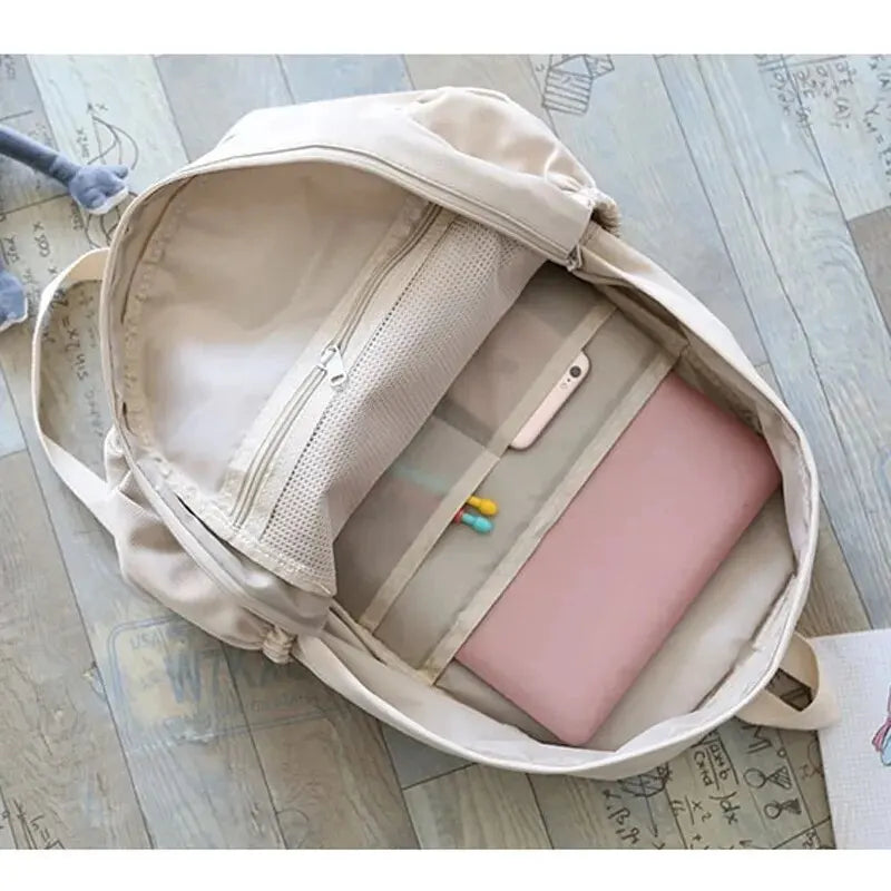 Everyday – Travel with Design