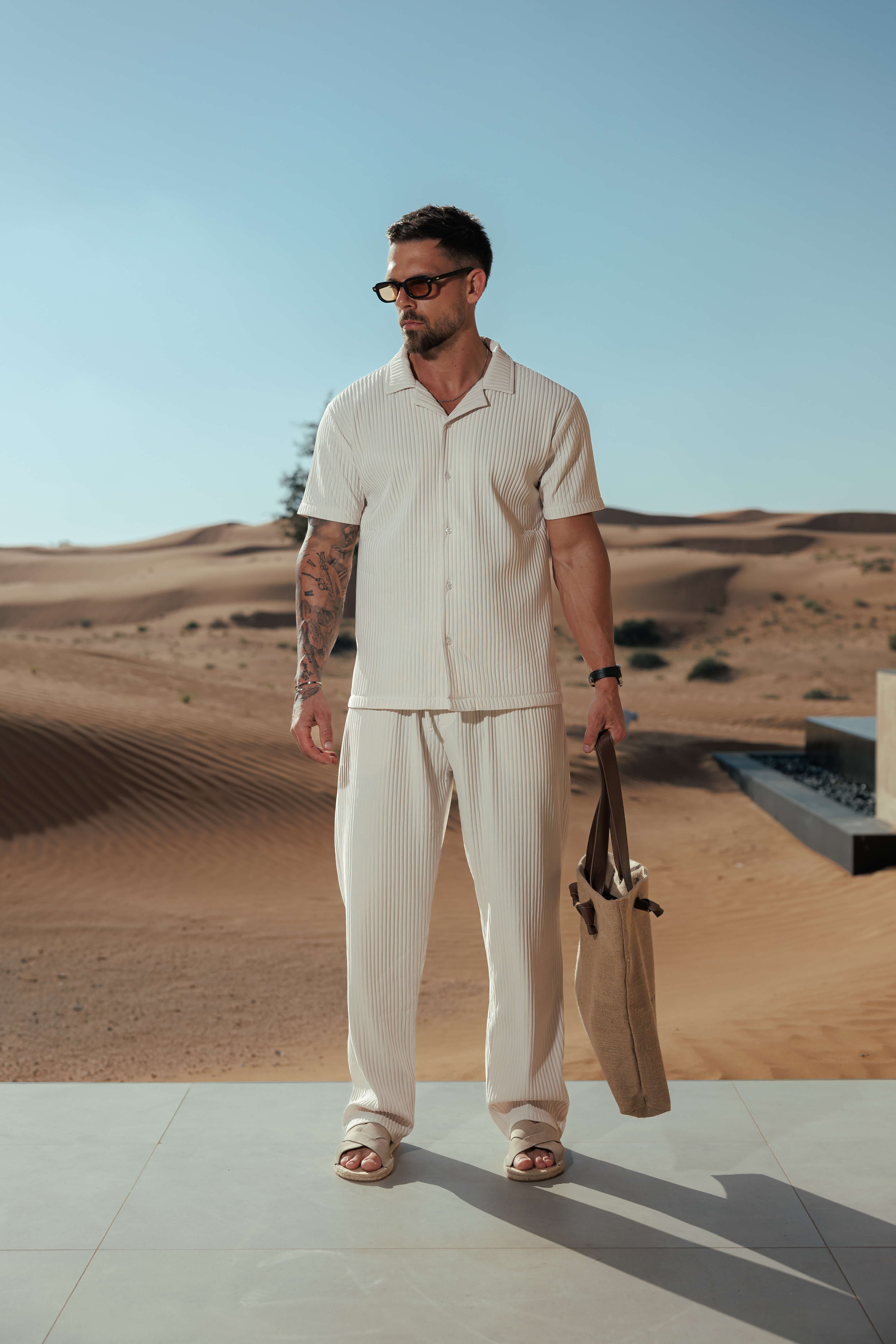 Men's Trousers | Lightweight Pleated Chinos with Adjustable Waist | Comfortable Fit for Everyday Style