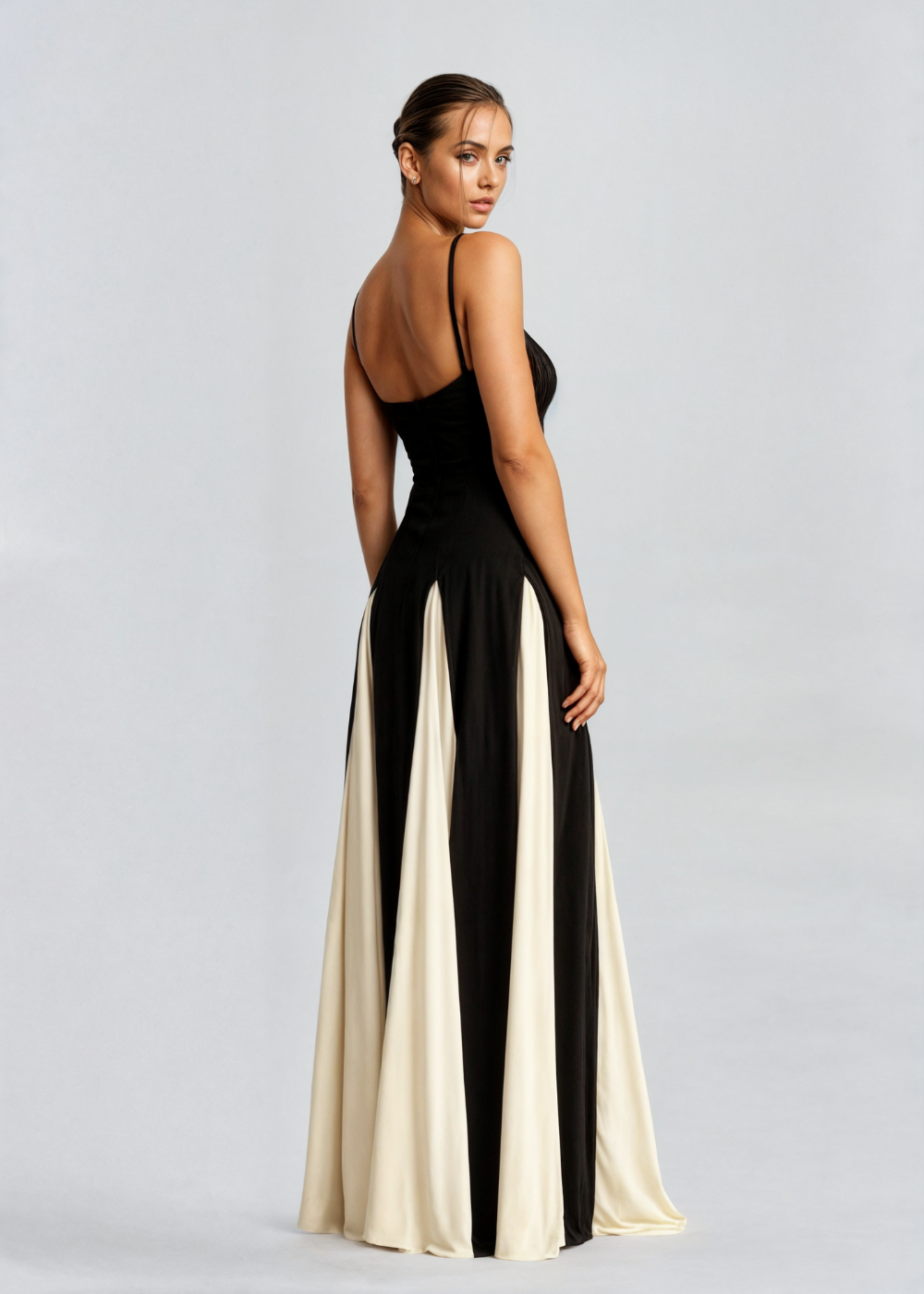 Floral Maxi Dress with Soft Drape – Elegant Long Dress for Day to...