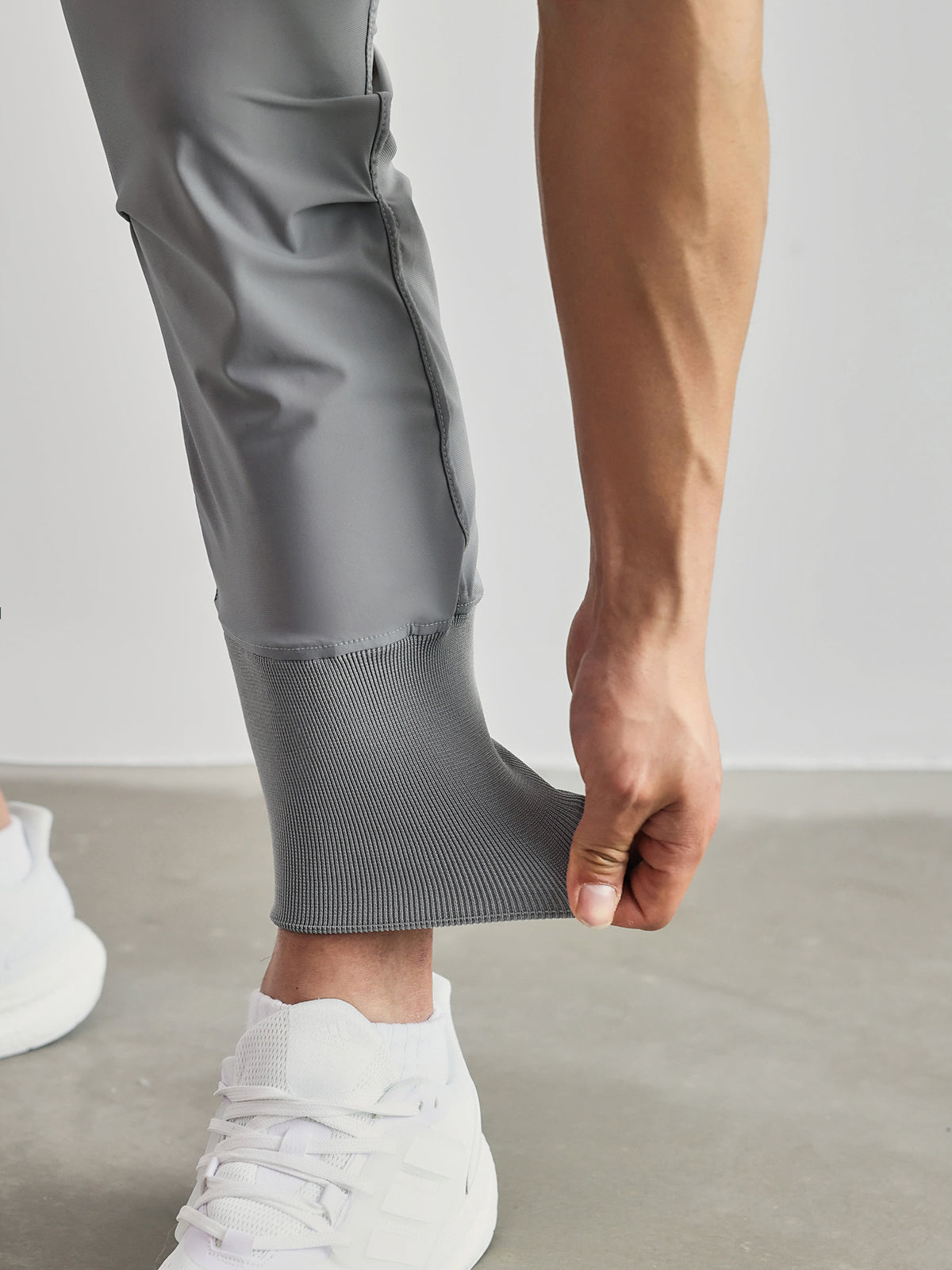 High-Rib Cargo Jogger — Athletic Sweatpants